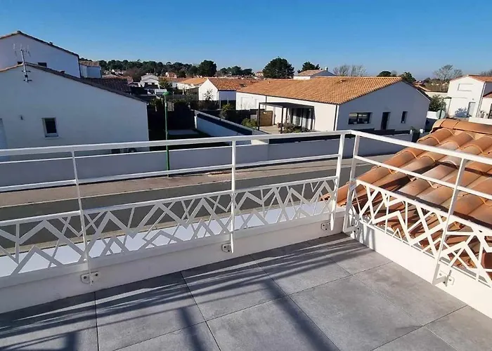 Appartement Neuf 39M2 Avec Balcon A 250M De La Plage