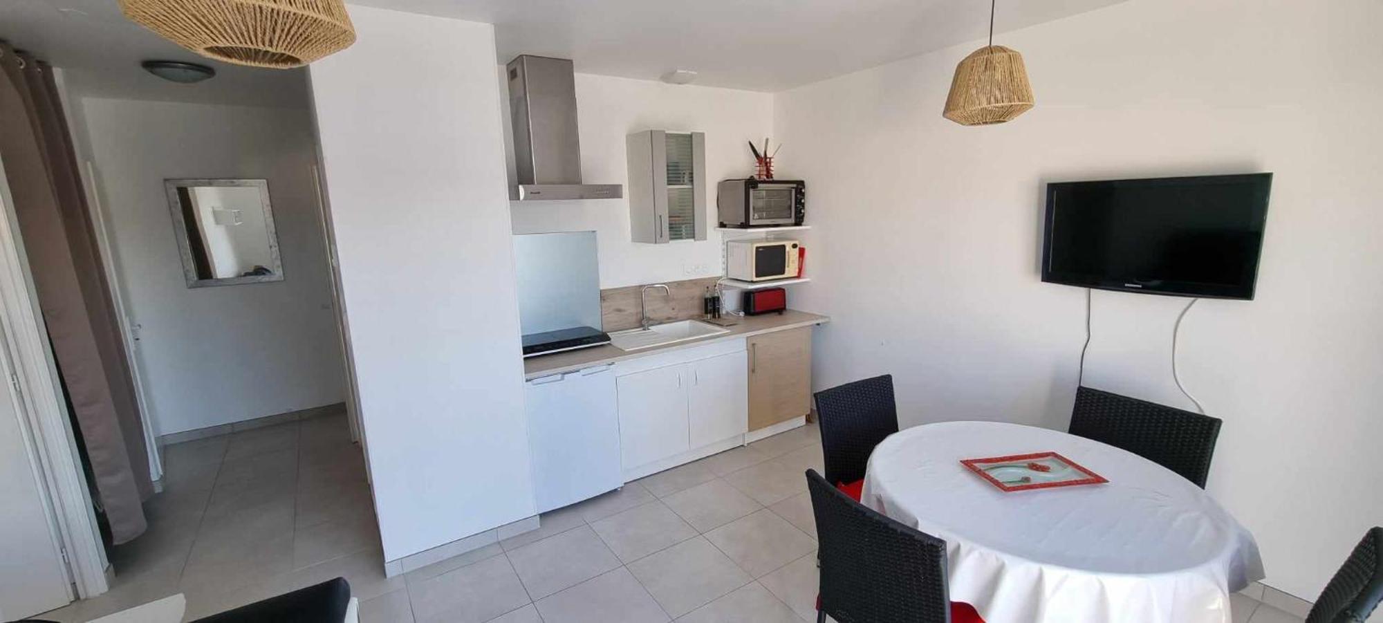Neuf 39m2 Avec Balcon A 250m De La *